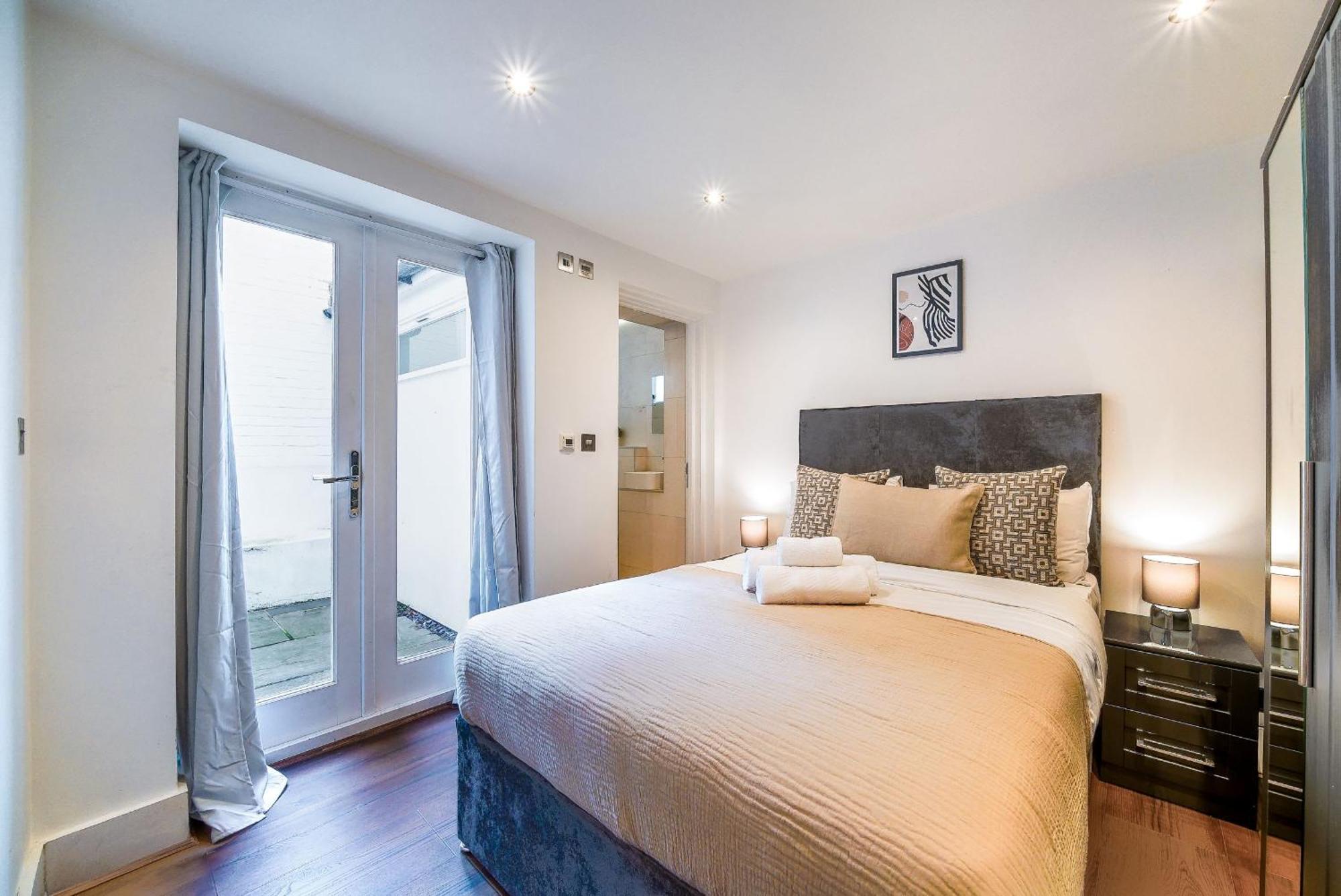 Notting Hill & Hyde Park - 2Br - Cityapartmentstay Londra Exterior foto