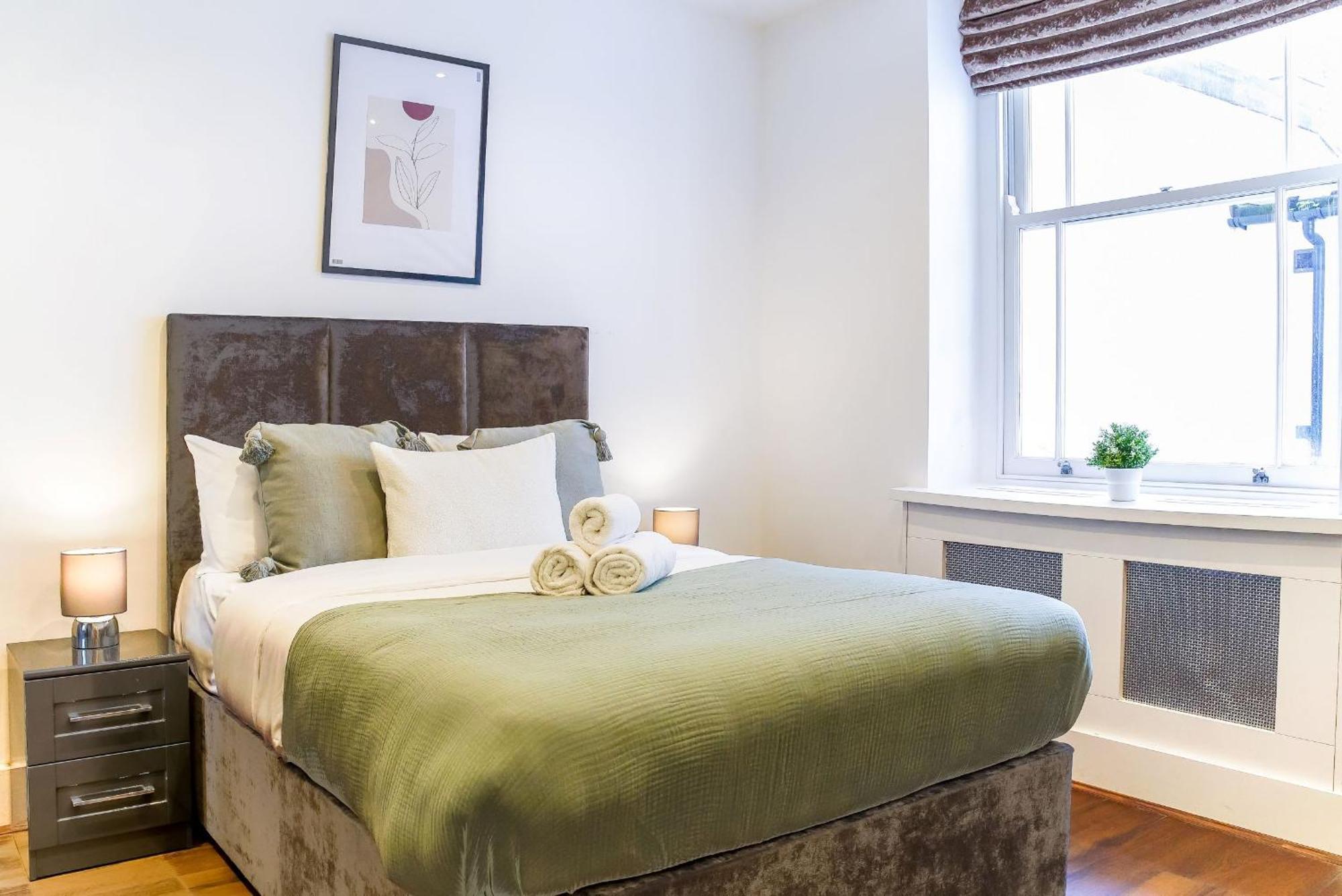 Notting Hill & Hyde Park - 2Br - Cityapartmentstay Londra Exterior foto